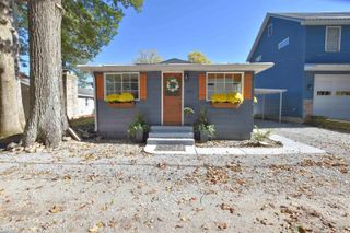 11921 W Breezy Point Drive, Monticello, IN 47960