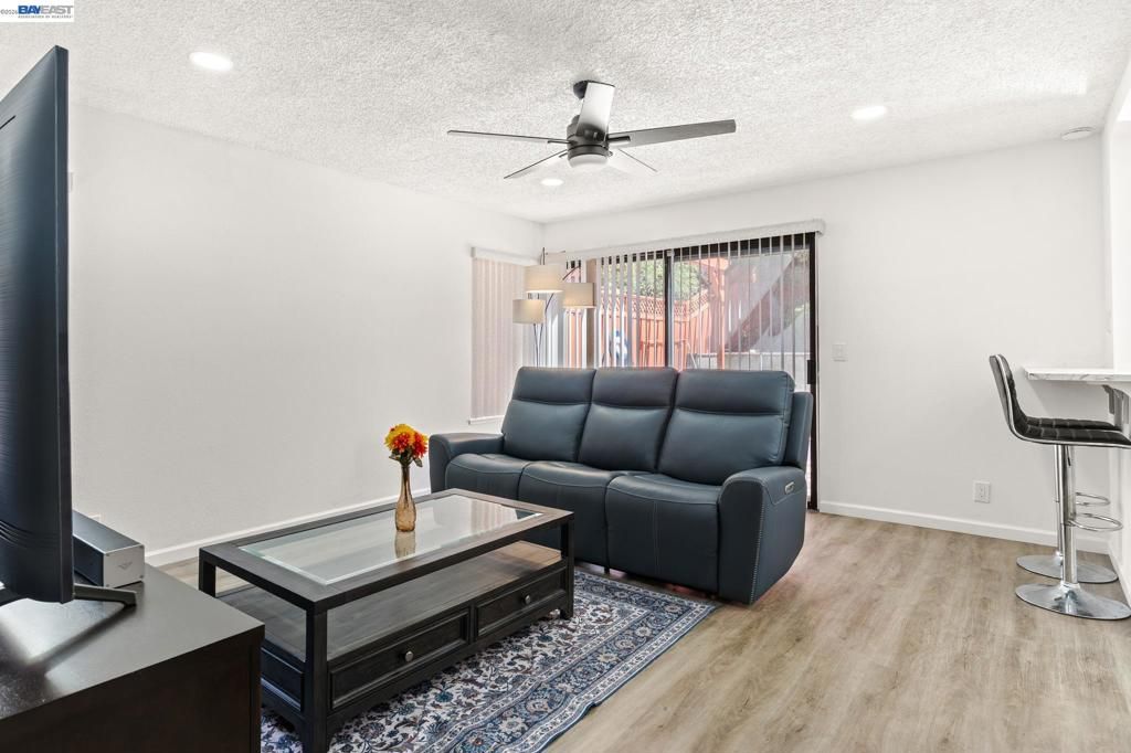 Image 17 of property listing at 3724 Greenhills Ave, Castro Valley, CA 94546