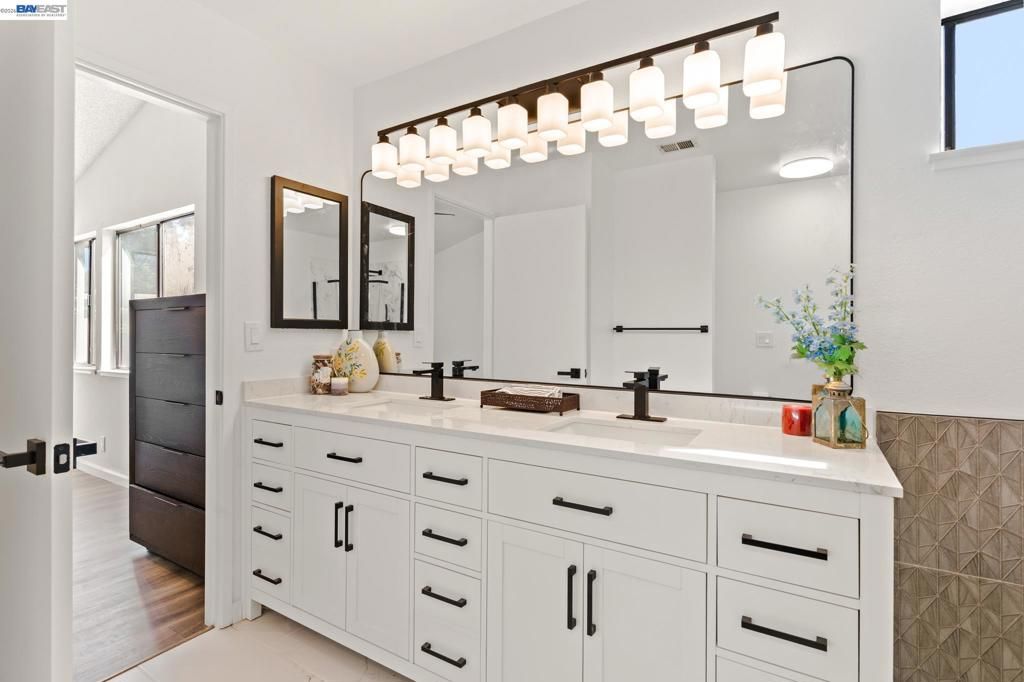 Image 37 of property listing at 3724 Greenhills Ave, Castro Valley, CA 94546