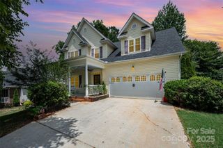 4042 River Falls Drive, Lowell, NC 28098