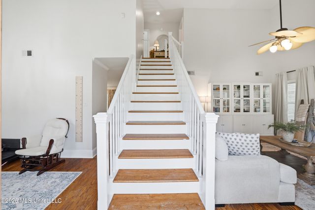 917 Handsboro Place, Gulfport, MS 39507
