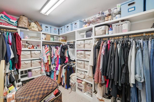 917 Handsboro Place, Gulfport, MS 39507