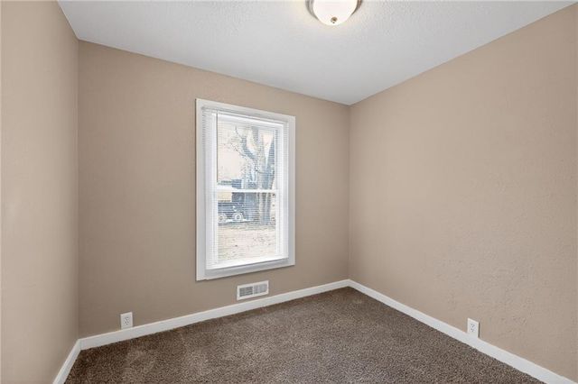 7402 E 109th Street, Kansas City, MO 64134