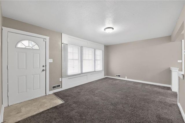 7402 E 109th Street, Kansas City, MO 64134