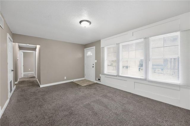 7402 E 109th Street, Kansas City, MO 64134