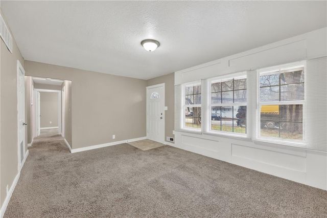 7402 E 109th Street, Kansas City, MO 64134