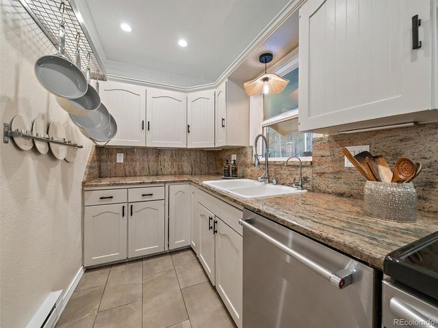 65 Apache Road, Evergreen, CO 80439