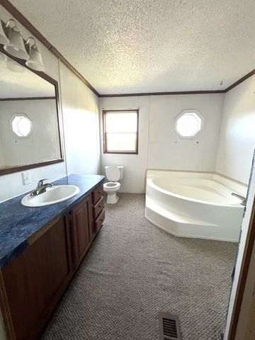 416 Walker Ridge Rd, Big Rock, TN 37023