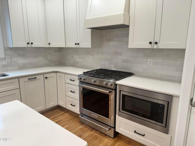 431 Wyndham Drive, Chapel Hill, NC 27516