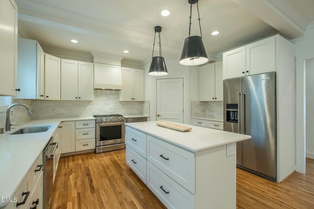 431 Wyndham Drive, Chapel Hill, NC 27516