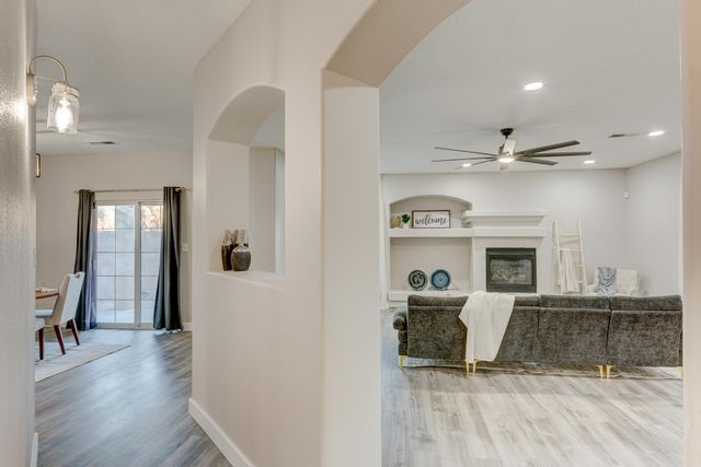 10416 Toscana Street NW, Albuquerque, NM 87114