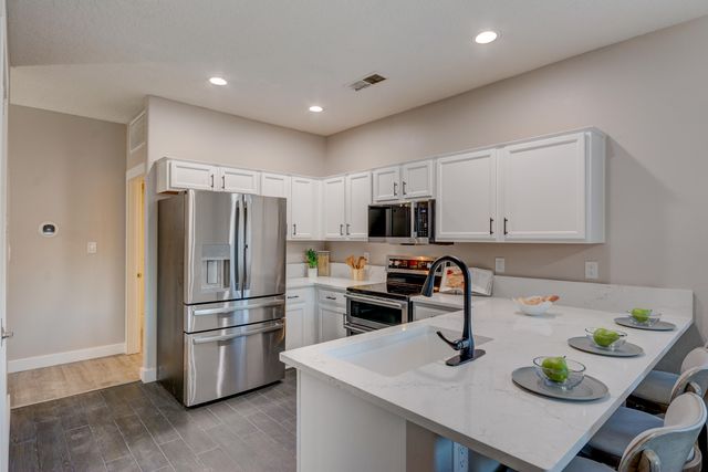 10416 Toscana Street NW, Albuquerque, NM 87114