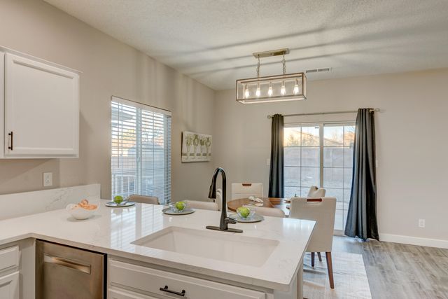 10416 Toscana Street NW, Albuquerque, NM 87114