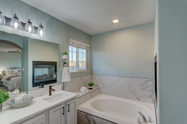 10416 Toscana Street NW, Albuquerque, NM 87114