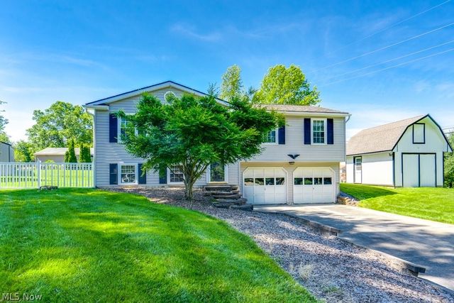 8600 Zion Circle NW, Massillon, OH 44646