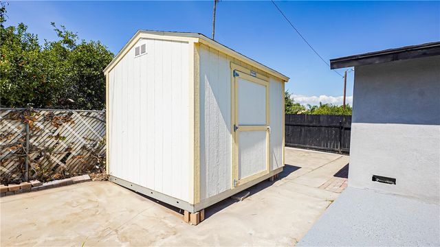 555 W Morgan, Rialto, CA 92376