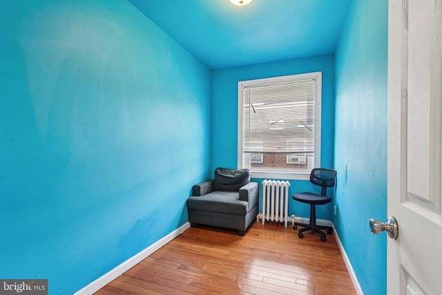7046 CLOVER LN, Upper Darby, PA 19082