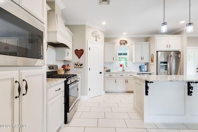 131 Rue Christina, Opelousas, LA 70570