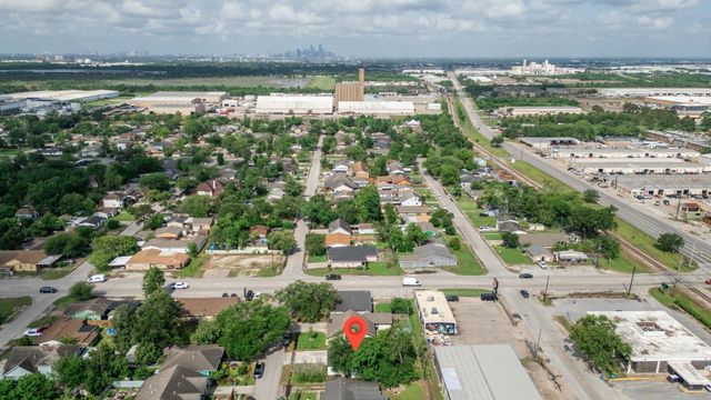 10309 Wiggins Street, Houston, TX 77029
