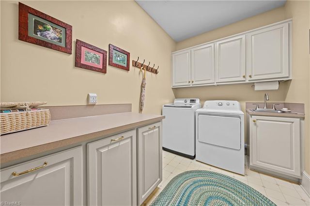 881 Handy Road, Denton, NC 27239