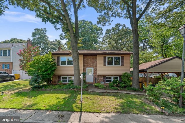140 PENNSYLVANIA AVE, Pasadena, MD 21122