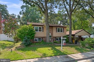 140 PENNSYLVANIA AVE, Pasadena, MD 21122