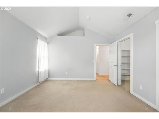2799 Se PALMER Ct, Hillsboro, OR 97123