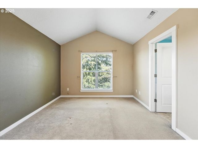 2799 Se PALMER Ct, Hillsboro, OR 97123