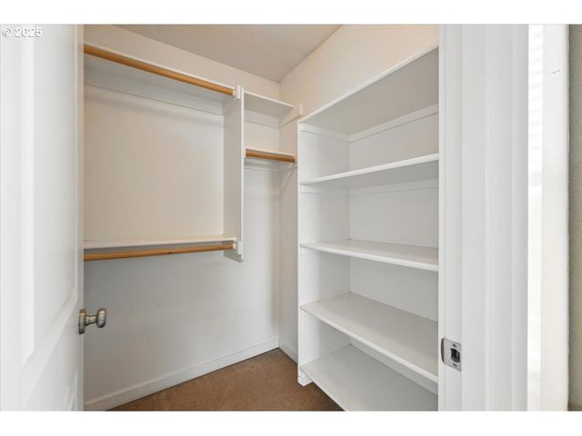 2799 Se PALMER Ct, Hillsboro, OR 97123