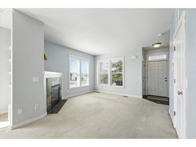 2799 Se PALMER Ct, Hillsboro, OR 97123