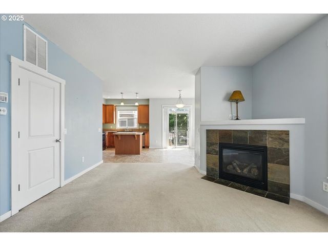 2799 Se PALMER Ct, Hillsboro, OR 97123