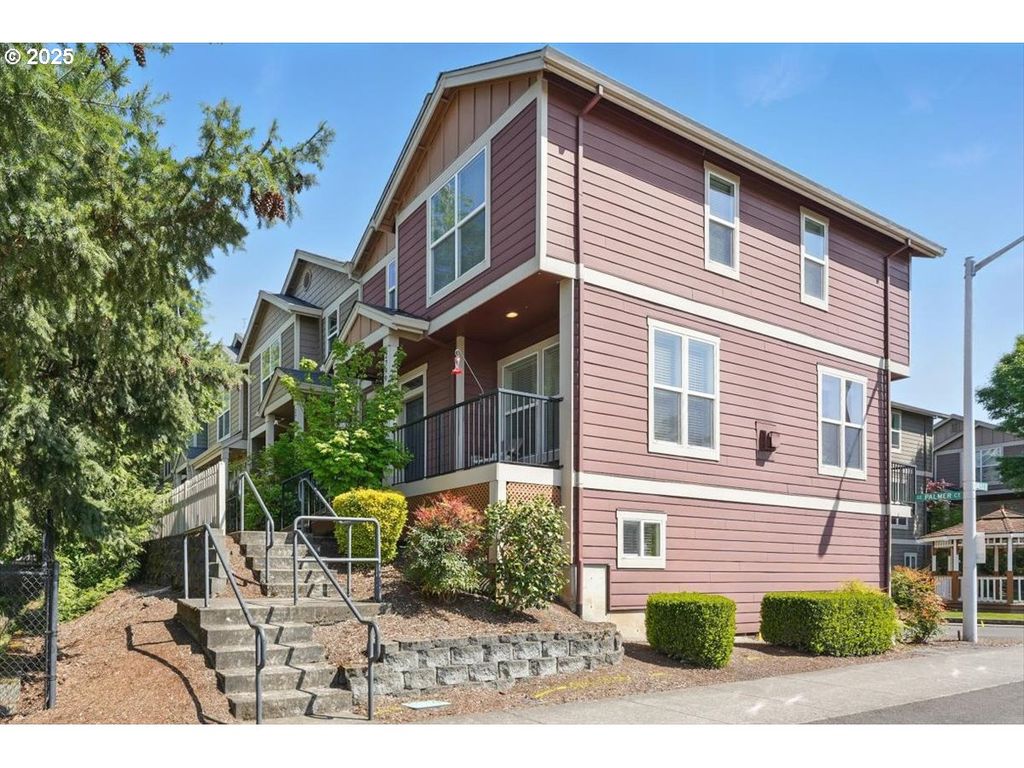 2799 Se PALMER Ct, Hillsboro, OR 97123