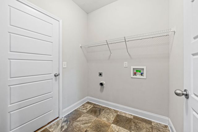 102 Eagles Pass, Clarksville, TN 37040