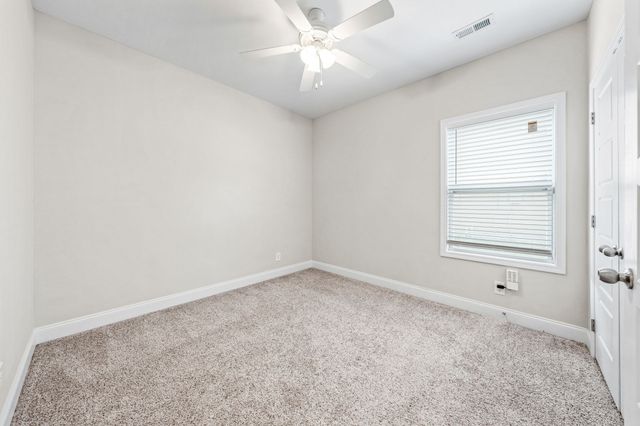 102 Eagles Pass, Clarksville, TN 37040
