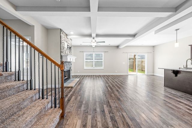 102 Eagles Pass, Clarksville, TN 37040