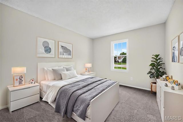 2 Southgate Court, St Charles, MO 63304