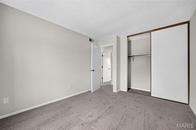 2 Southgate Court, St Charles, MO 63304