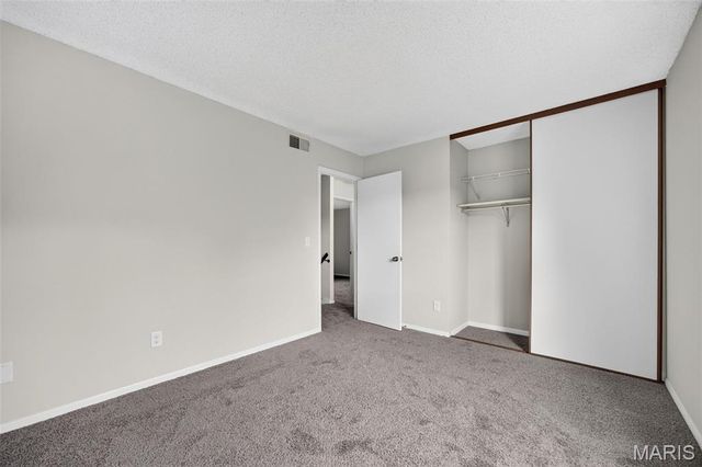 2 Southgate Court, St Charles, MO 63304
