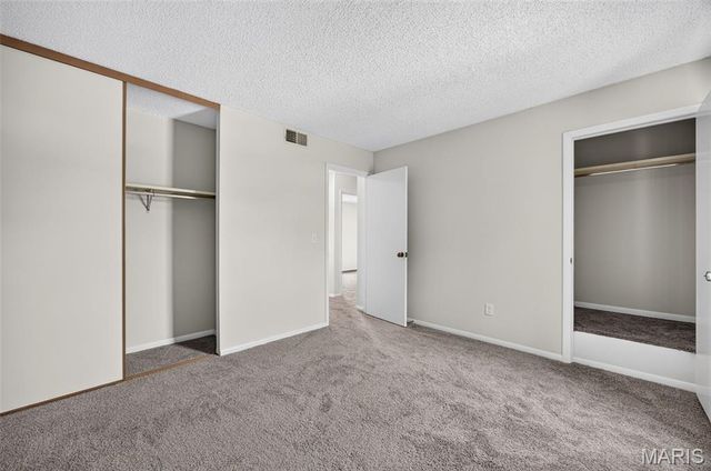 2 Southgate Court, St Charles, MO 63304