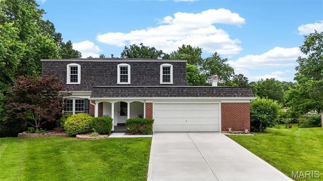 2 Southgate Court, St Charles, MO 63304