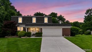 2 Southgate Court, St Charles, MO 63304