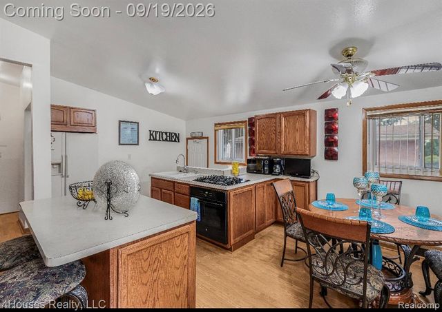 442 Boyd Street, Pontiac, MI 48342