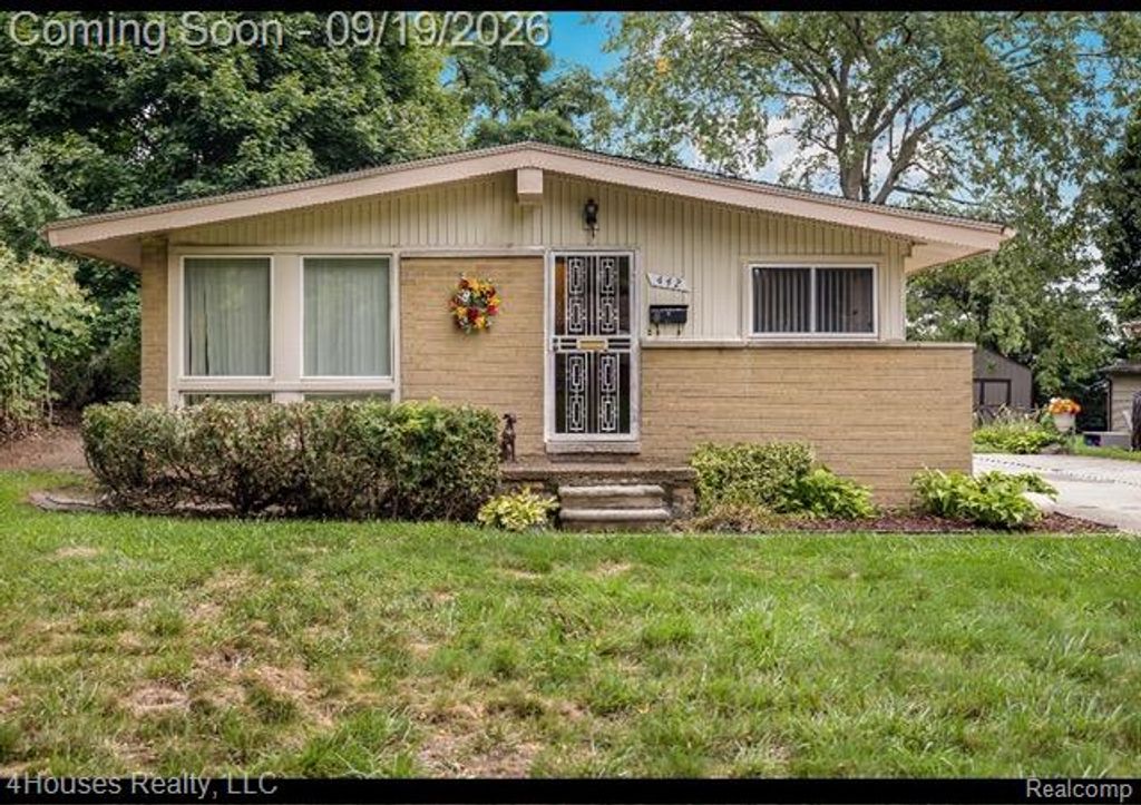 442 Boyd Street, Pontiac, MI 48342