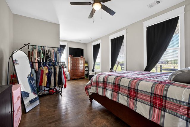 168 Smokie Ln, Woodbury, TN 37190
