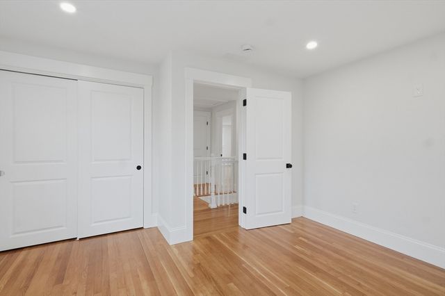 105 Stafford Road, Lowell, MA 01852