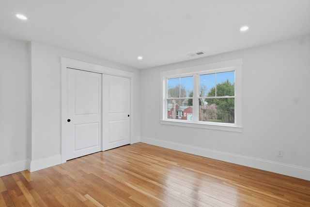 105 Stafford Road, Lowell, MA 01852