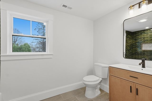 105 Stafford Road, Lowell, MA 01852