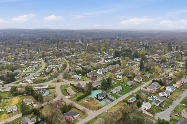 105 Stafford Road, Lowell, MA 01852