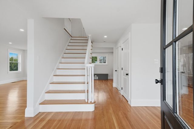 105 Stafford Road, Lowell, MA 01852