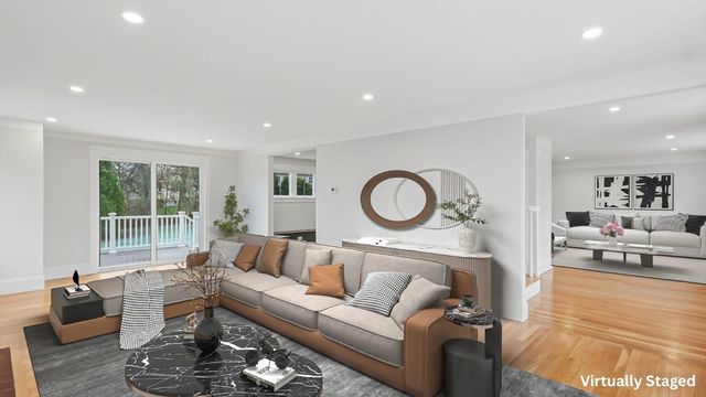 105 Stafford Road, Lowell, MA 01852